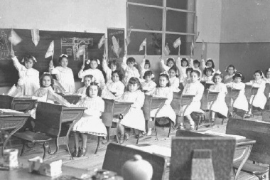 Breve historia de la educación en Argentina (Por Felipe Pigna)
